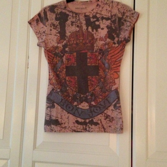 T shirt