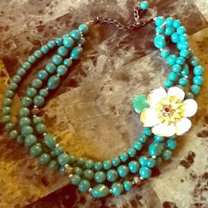 ***SOLD***Beaded flower necklace