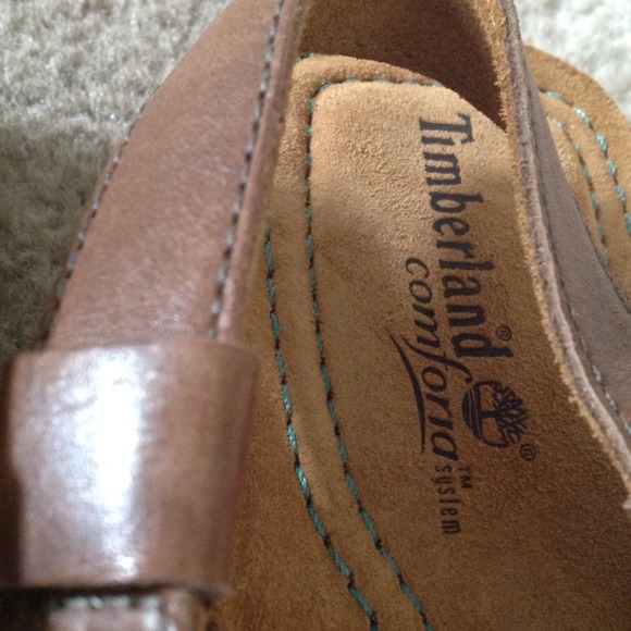 Sandals - Picture 2 of 4