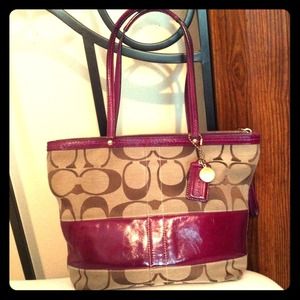 Coach Signature Stripe Patent Tote
