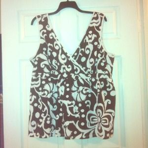 💥SOLD SOLD💥NWOT pretty brown shirt