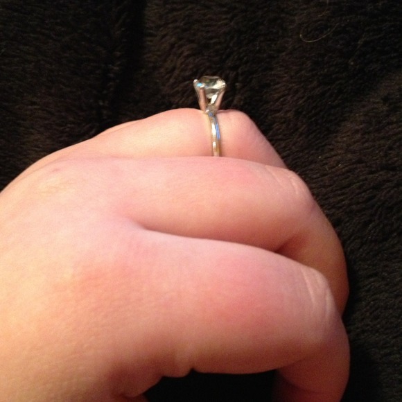 Sterling silver ring. - Picture 2 of 2