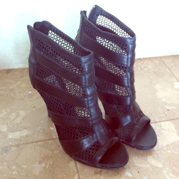 Dolce Vita cage peep toe booties