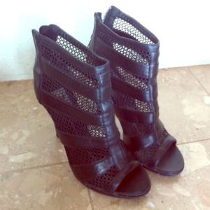 Dolce Vita cage peep toe booties