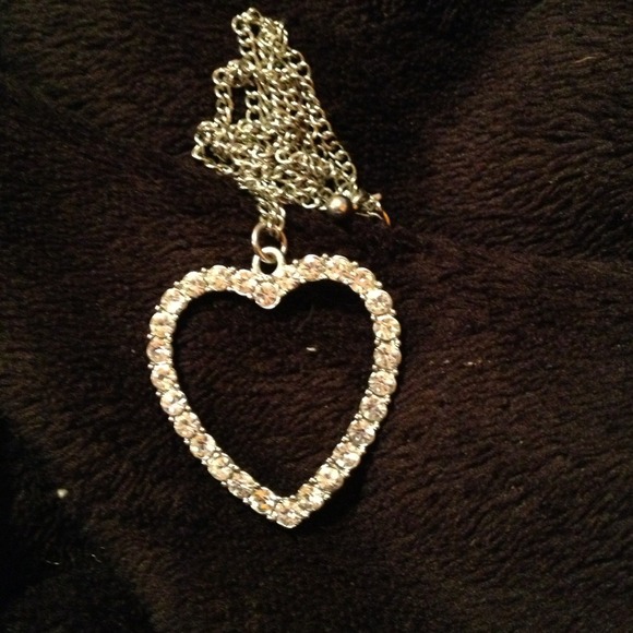 Heart necklace. - Picture 1 of 2