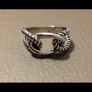 Lia Sophia knot ring