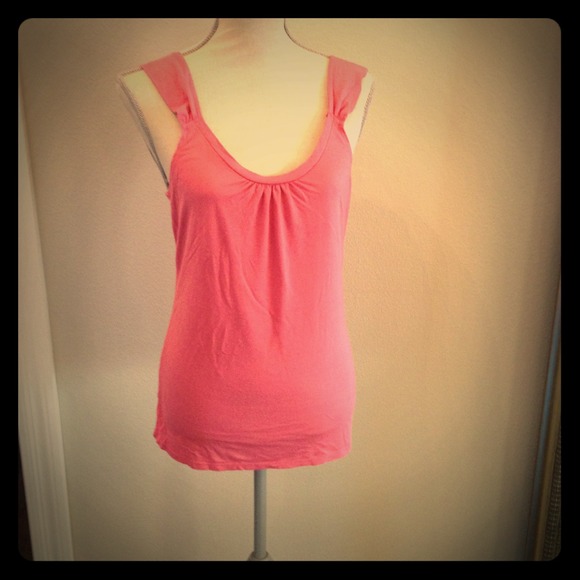 Tank bundle for @mama