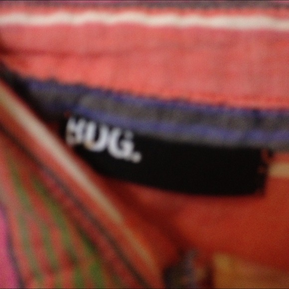 ⭕SOLD⭕BDG Baja button-up - Picture 3 of 4