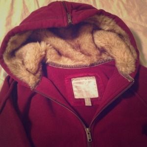 Maroon full zip hoodie with faux fur size M