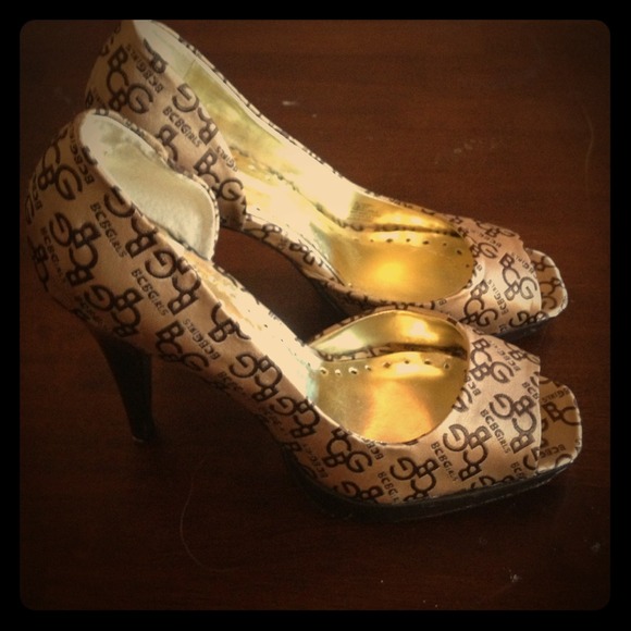 BCBG Open toe Heels size 7 medium