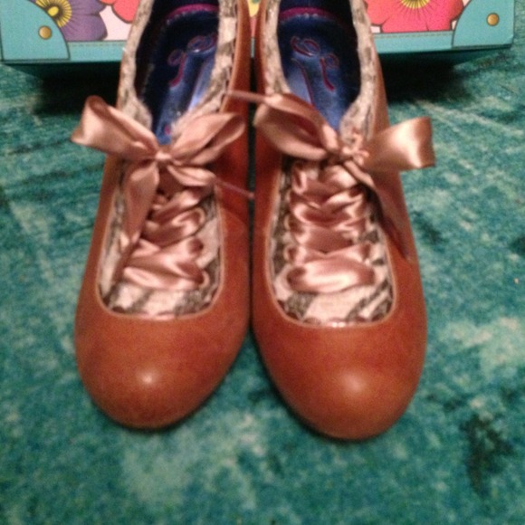 🌺RESERVED/BUNDLED🌺Poetic Licence London Backlash - Picture 2 of 4