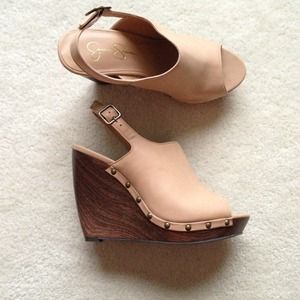 @Xferguson bought: Jessica Simpson Wedge