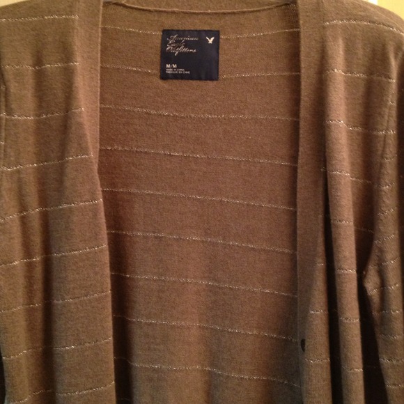 ❌Sold in bundle❌Light brown with silver stripes