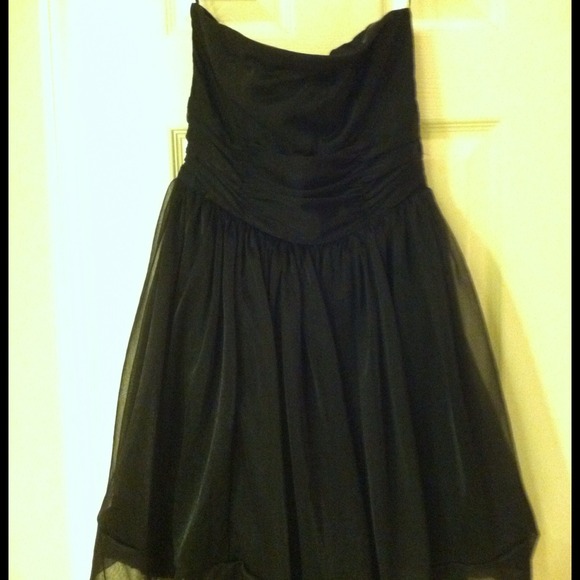 REDUCED! H&M size 4 beautiful black dress!