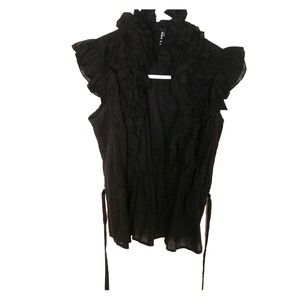🎁SOLD🎉Ruffled v neck blk sleeveless blouse