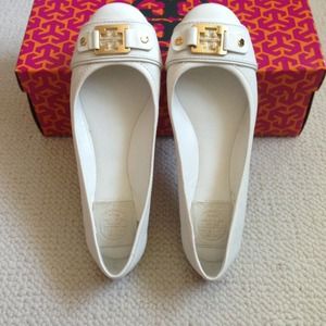 🚫SOLD🚫💯%Authentic Tory Burch Flats