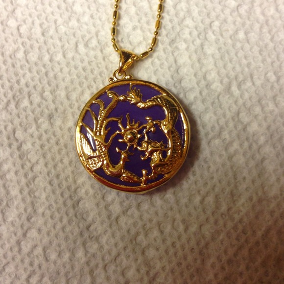 18kt gold plated, purple jade necklace with chain!