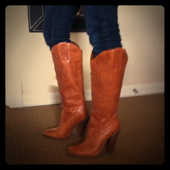 Jessica Simpson Abilene Cowgirl boots