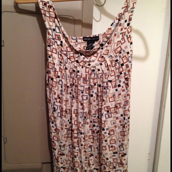 Natural colors tank with bra!