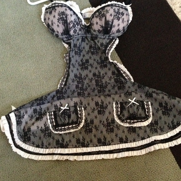 ******Traded********Victoria Secret lingerie apron - Picture 3 of 4