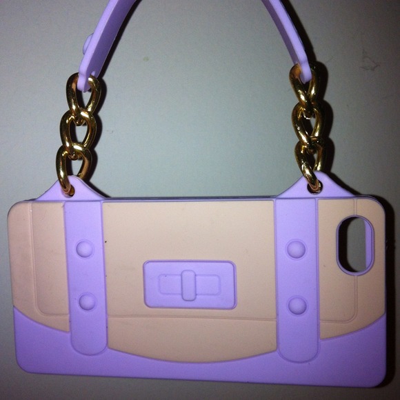 Accessories - Brand New I-phone 5 Purple purse case. Cute !!