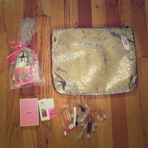 Victoria Secret Clutch Makeup Bag with 25+ Samples
