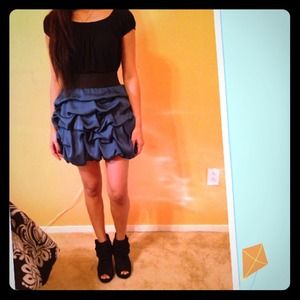 Blue ruffled skirt -forever 21
