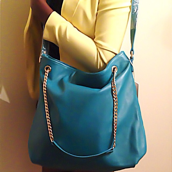 Cute blue bag!!