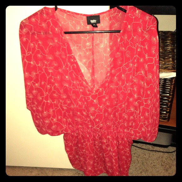 Chiffon flowwy mossimo top