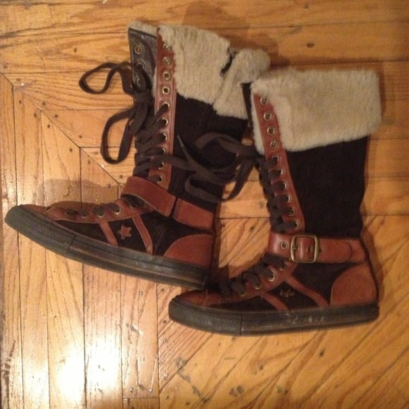 REDUCED!! Rare converse sneaker boots