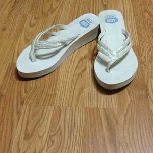 🔴Sold in bundle🔴🌺 Cream Shoe Boy sandals.