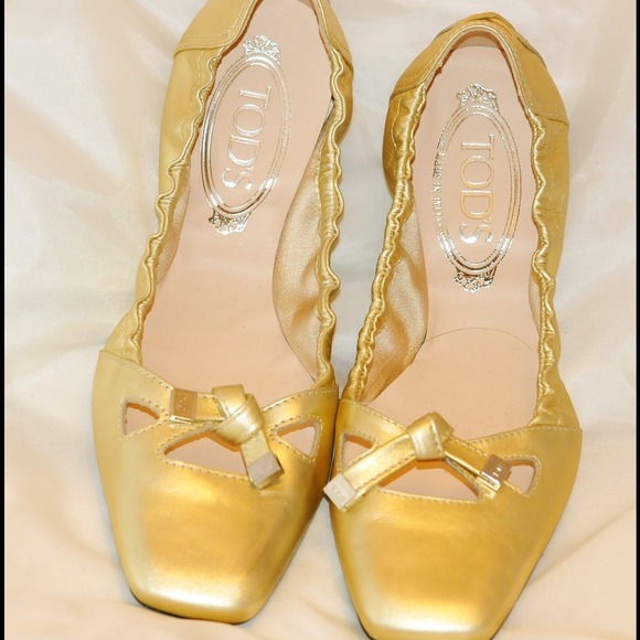 Authentic Tod's ballerina flats