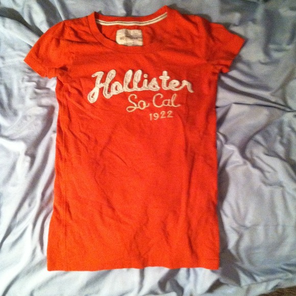 Hollister T-shirt