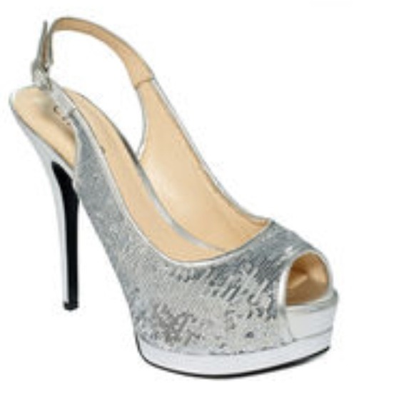 reserved!! Guess glenisa platform pumps