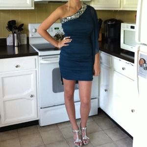 💕REDUCED💕Gorgeous teal green dress