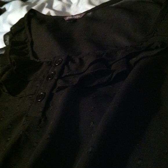 Black tank - Picture 2 of 4