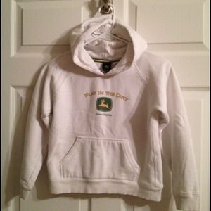⛔️REDUCED⛔️ Boys John Deere hoodie