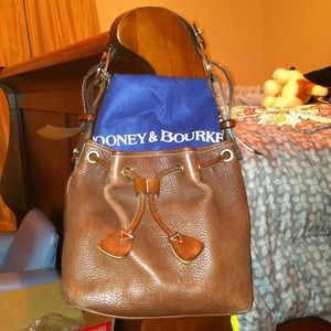 Dooney & Bourke