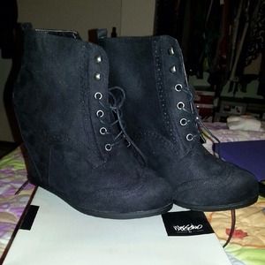 🚫Reserved @polkze🚫Wedge bootie