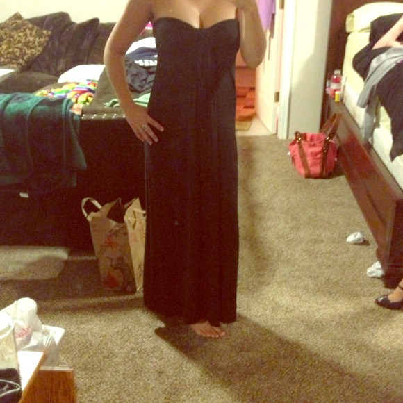 Dresses & Skirts - Black maxi dress