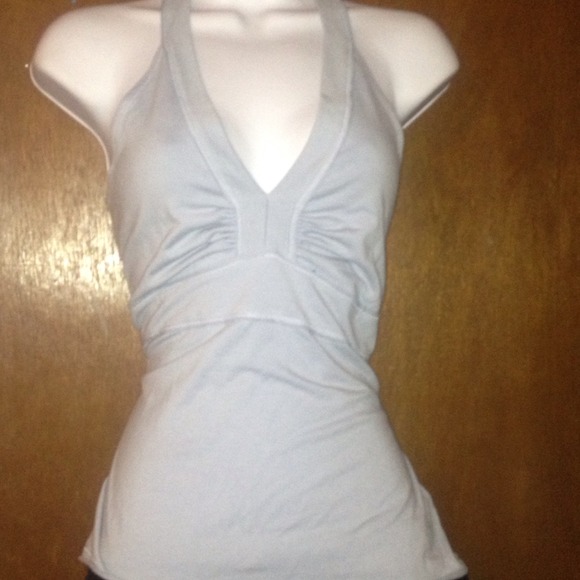 🚫SOLD IN BUNDLE🚫Powder Blue Halter Top