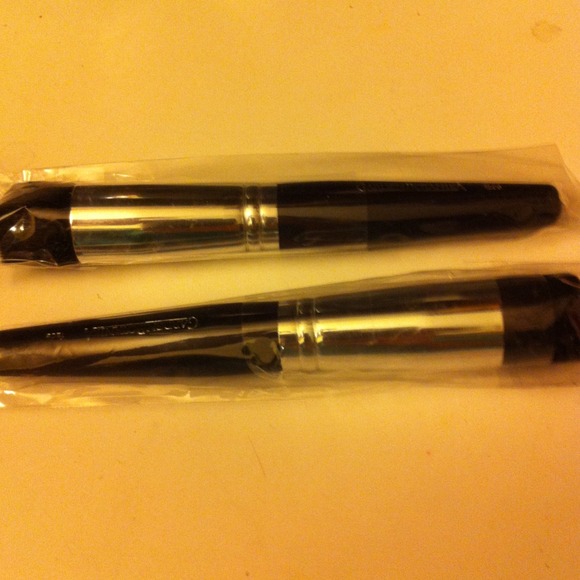 Makeup brushes for maycontreras76