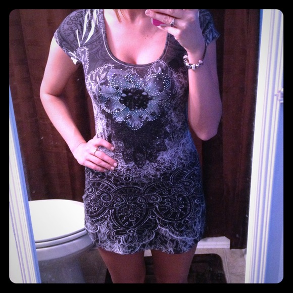 Black and white pattern tunic shirt!