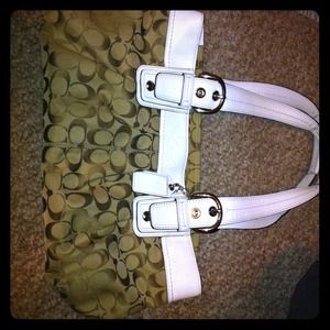 🔴Reduced🔴 Classic Coach handbag