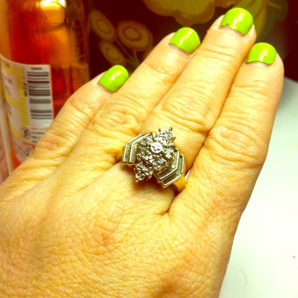 Diamond ring