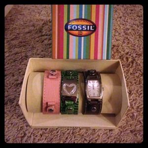 Fossil watch with interchangeable bands