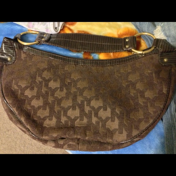 Shoulder bag