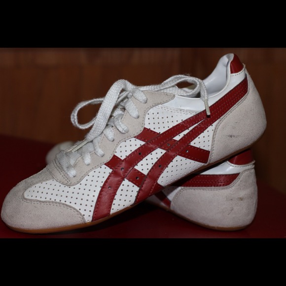 ASICS Sneaker... SOLD