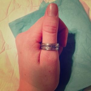 SOLD IN BUNDLE Vintage thumb ring