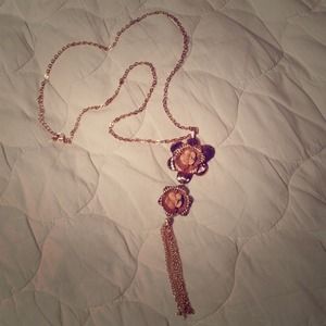 ✋Sold in bundle✋Roses necklace